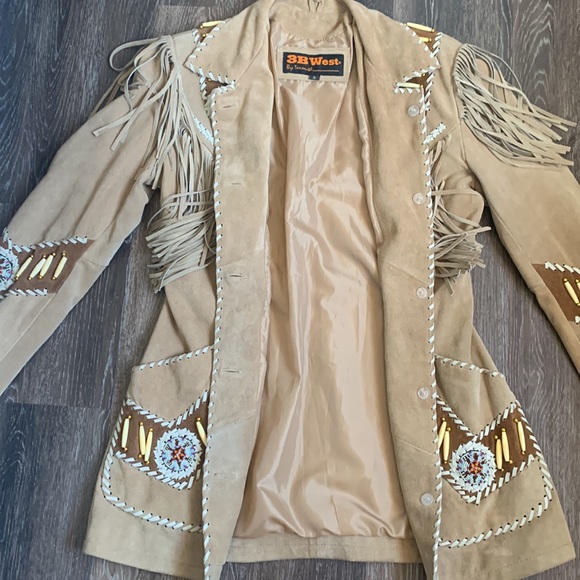 Leather Fringe, Native American Beaded Jacket - Picture 2 of 15
